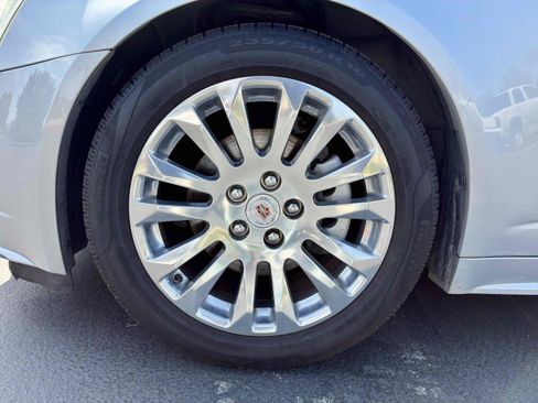 Used 2011 Cadillac CTS Performance RWD image 10