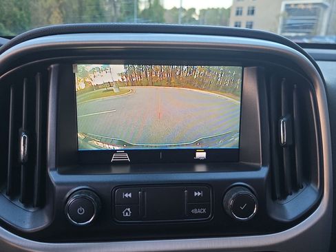 Used 2021 GMC Canyon Elevation image 23