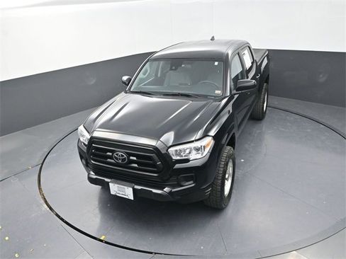 Used 2020 Toyota Tacoma 4x4 Double Cab image 11