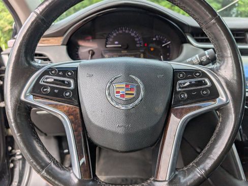Used 2014 Cadillac XTS Luxury w/ Driver Awareness Package FWD image 23