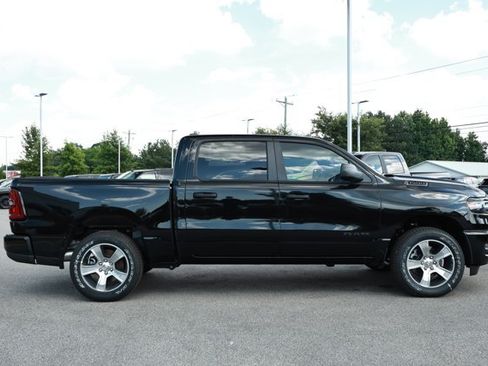 New 2026 RAM 1500 Express RWD image 4