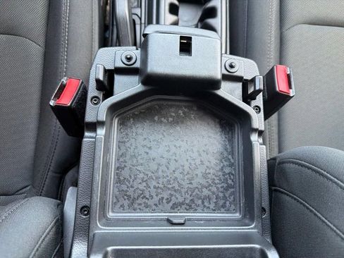 Used 2023 Jeep Wrangler Sport AWD/4WD image 30