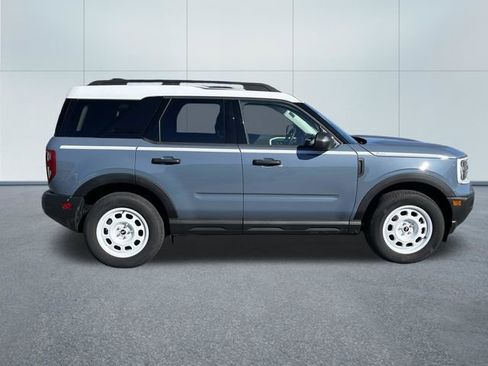 Used 2025 Ford Bronco Sport Heritage w/ Convenience Package AWD/4WD image 2