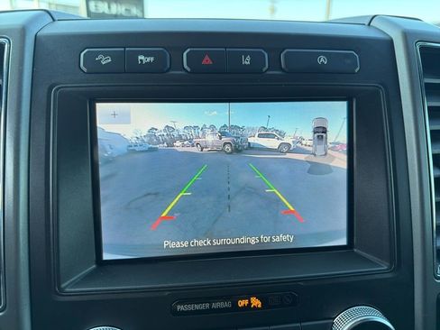 Used 2020 Ford Expedition XLT image 20