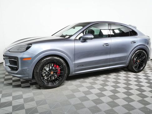 New 2026 Porsche Cayenne GTS AWD/4WD image 2