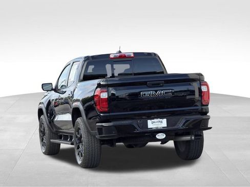 Certified 2023 GMC Canyon Denali w/ Denali Black Edition AWD/4WD image 6