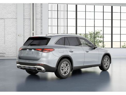 Used 2026 Mercedes-Benz GLC 300 image 19