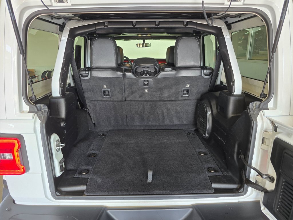 Used 2019 Jeep Wrangler Unlimited Rubicon AWD/4WD image 28