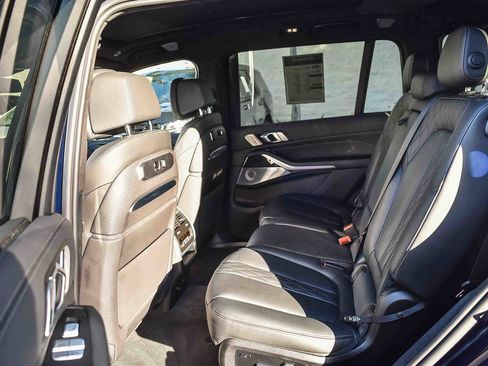 Used 2023 BMW X7 M60i w/ Executive Package image 19