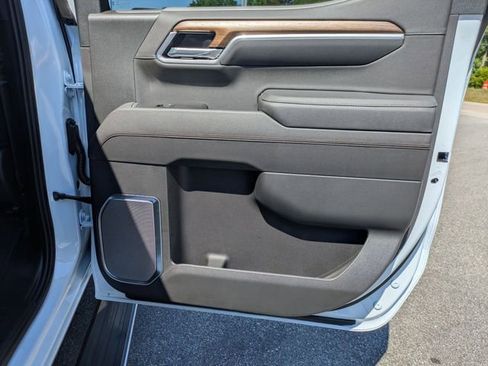 New 2026 Chevrolet Silverado 1500 High Country AWD/4WD image 34