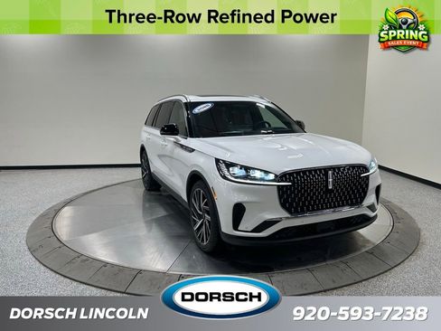 New 2026 Lincoln Aviator Reserve image 3