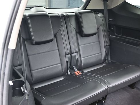 Used 2023 Volkswagen Atlas SE w/ Panoramic Sunroof Package AWD/4WD image 37