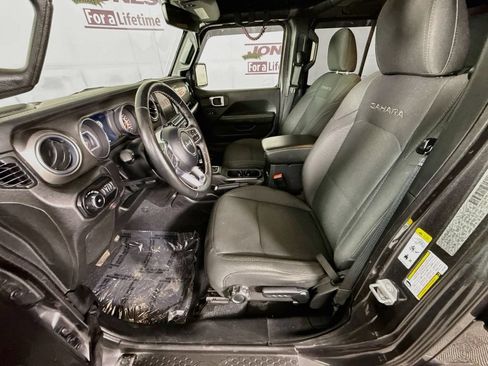 Used 2020 Jeep Wrangler Unlimited Sahara AWD/4WD image 24