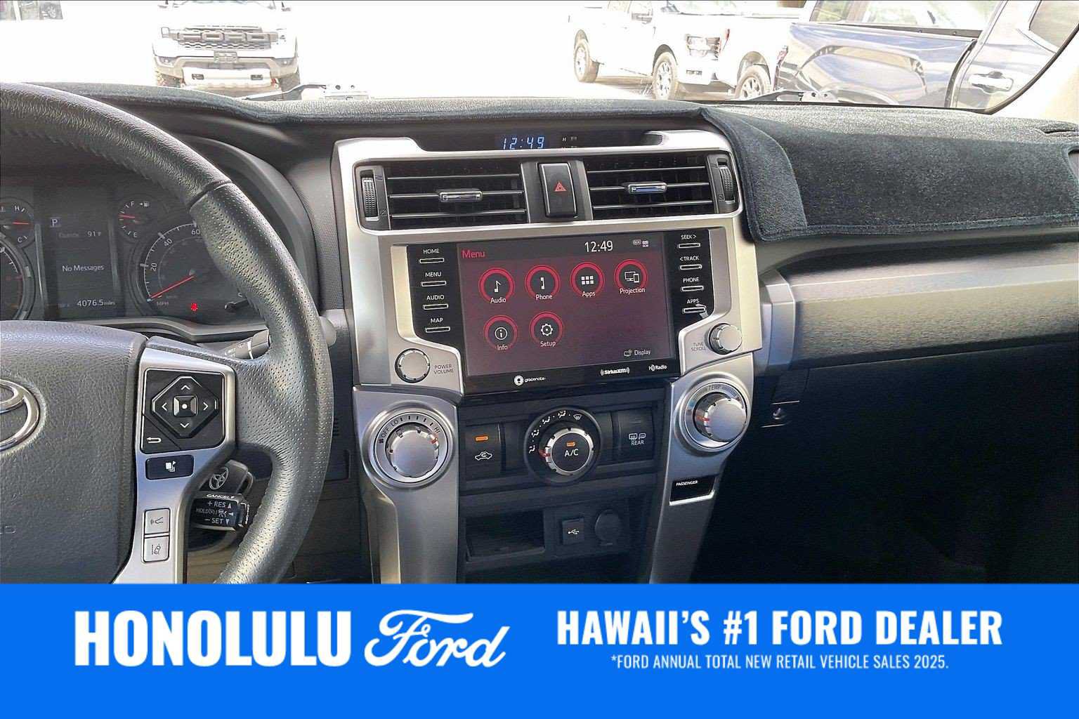 Used 2021 Toyota 4Runner SR5 AWD/4WD image 15