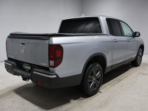 Used 2019 Honda Ridgeline Sport image 2
