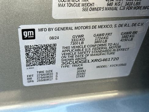 Used 2024 Chevrolet Silverado 1500 LTZ w/ LTZ Premium Package AWD/4WD image 27
