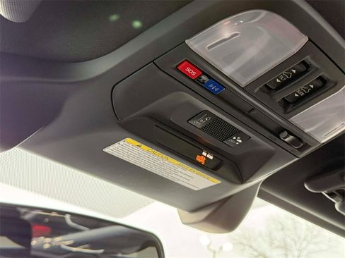 Used 2022 Subaru Impreza 2.0i Sport image 33