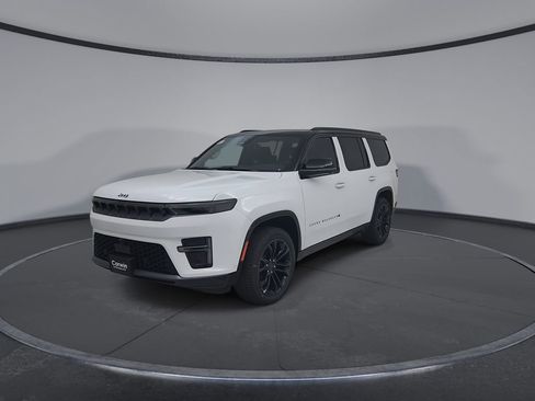 New 2026 Jeep Grand Wagoneer Summit AWD/4WD image 6