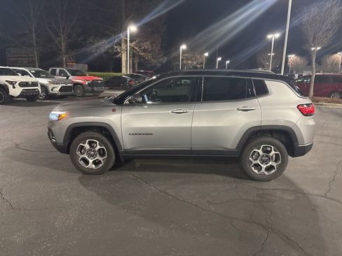 Used 2022 Jeep Compass Trailhawk w/ Trailhawk Elite Group image 4