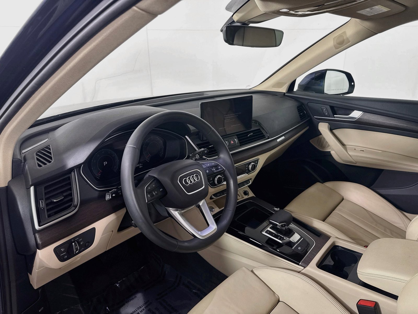 Certified 2024 Audi Q5 2.0T Premium Plus w/ Premium Plus Package AWD/4WD image 4