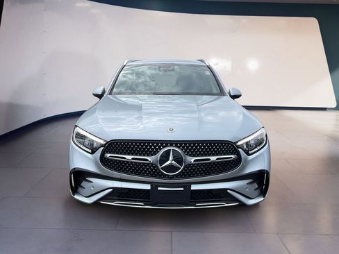 Used 2025 Mercedes-Benz GLC 350e 4MATIC image 8