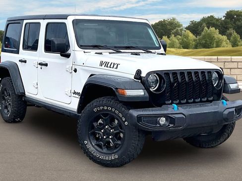 Used 2023 Jeep Wrangler Unlimited w/ Cold Weather Group AWD/4WD image 2