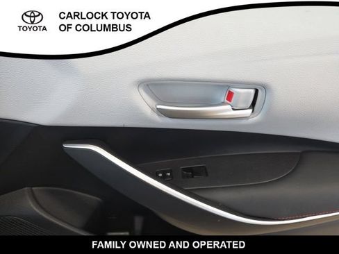 Used 2025 Toyota Corolla SE w/ Convenience Package FWD image 20
