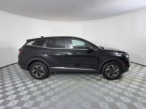 Used 2023 Kia Sportage LX AWD/4WD image 4