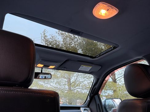 Used 2014 Ford F150 Lariat w/ Equipment Group 502A Luxury image 9