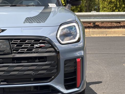 Used 2025 MINI Cooper Countryman John Cooper Works w/ Comfort Package Max AWD/4WD image 21