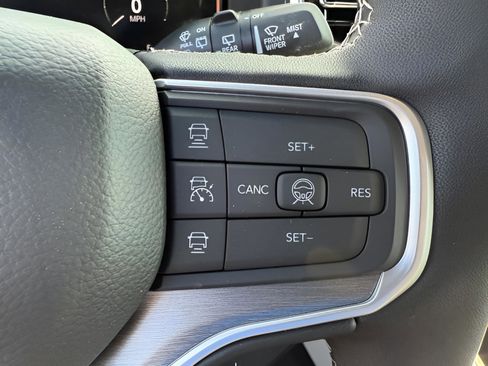 New 2026 Jeep Grand Wagoneer Limited AWD/4WD image 22