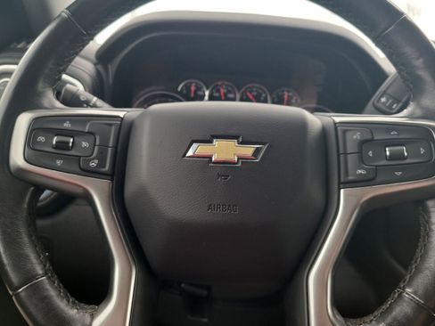 Used 2021 Chevrolet Silverado 1500 LT AWD/4WD image 13