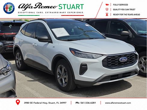 Used 2025 Ford Escape ST-Line w/ Equipment Group 301A FWD image 1