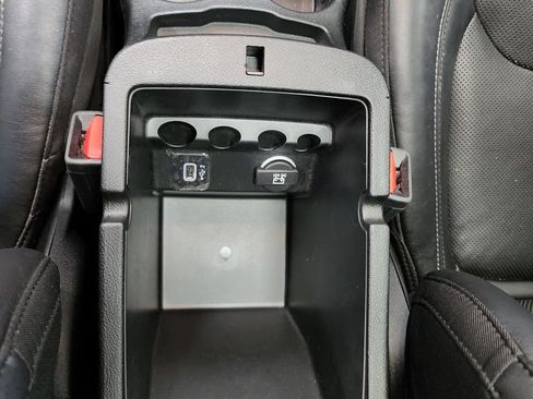 Used 2020 Jeep Cherokee Limited AWD/4WD image 21