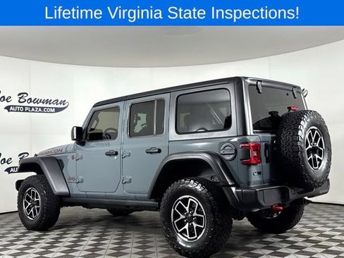 Used 2025 Jeep Wrangler Unlimited Rubicon AWD/4WD image 8