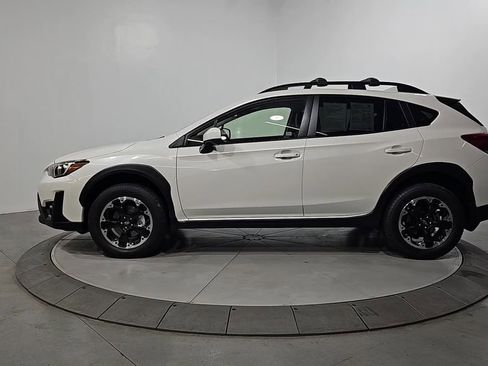 Certified 2022 Subaru Crosstrek 2.0i Premium w/ Moonroof Package image 2