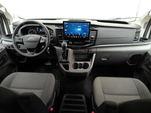 Used 2024 Ford Transit 350 XLT image 3