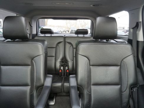 Used 2019 GMC Acadia SLT image 29