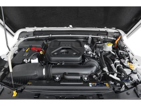 Certified 2025 Jeep Wrangler Willys AWD/4WD image 12