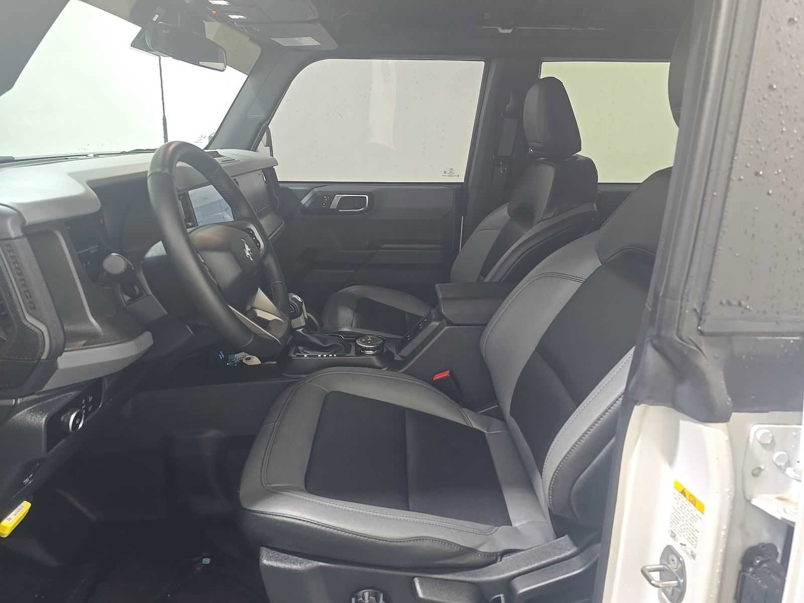 Used 2024 Ford Bronco Big Bend AWD/4WD image 7