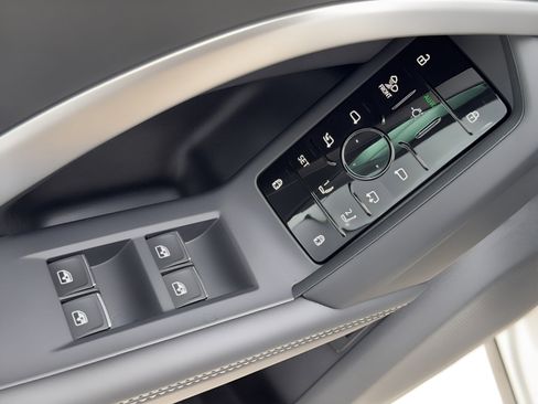 New 2025 Audi Q5 Premium Plus image 15