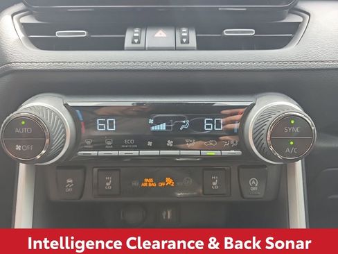 Used 2023 Toyota RAV4 XLE Premium image 29