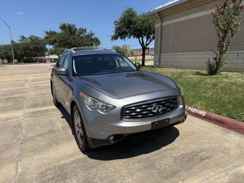 Used 2009 INFINITI FX35 2WD w/ Deluxe Touring Pkg image 4