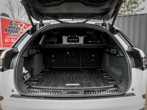 Used 2026 Land Rover Range Rover Velar S image 8