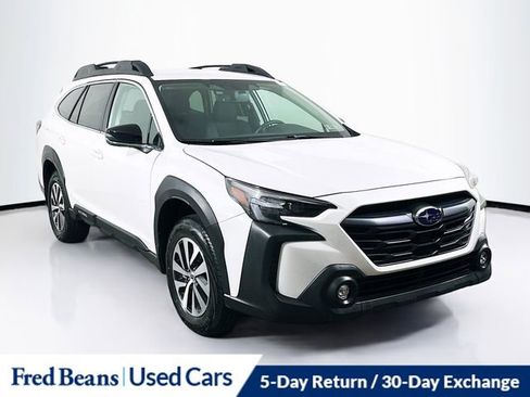 Used 2025 Subaru Outback Premium w/ Tech Package 1 image 1
