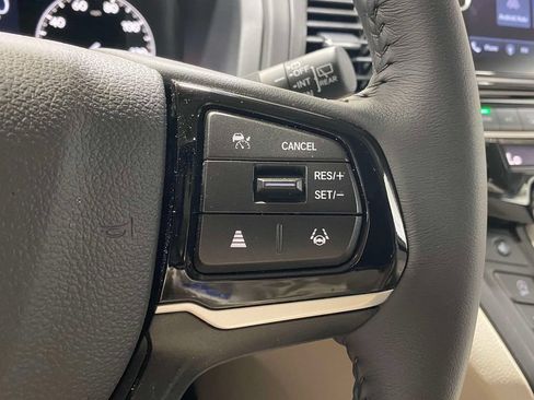 Used 2026 Honda Odyssey EX-L image 23