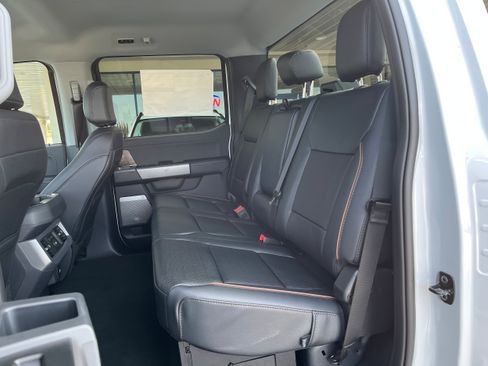 New 2026 Ford F250 Lariat w/ FX4 Off-Road Package AWD/4WD image 8