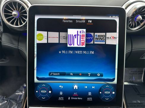 Used 2022 Mercedes-Benz SL 55 AMG 4MATIC image 16