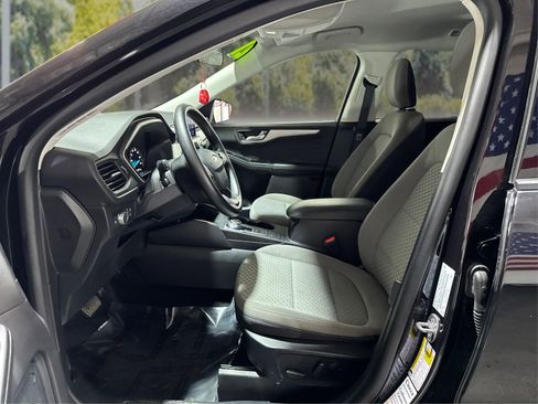 Used 2021 Ford Escape SE AWD/4WD image 9