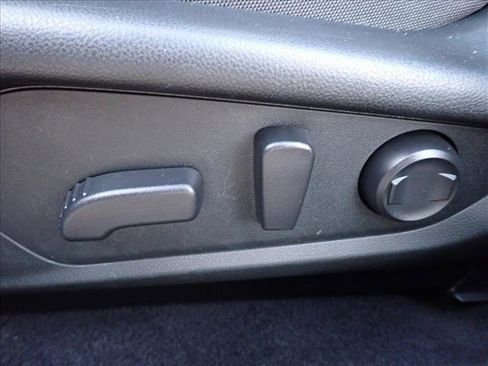 Certified 2024 Subaru Crosstrek 2.0i Premium image 13